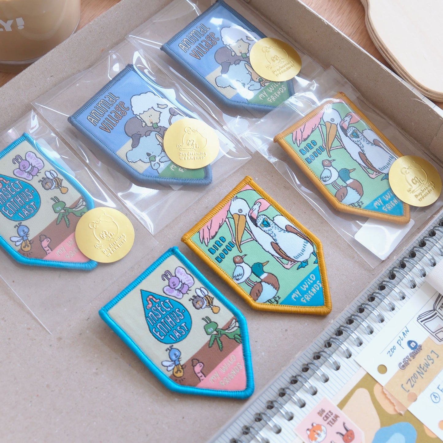 A Gator Life | Bird Insect Embroidery Brooch Badge