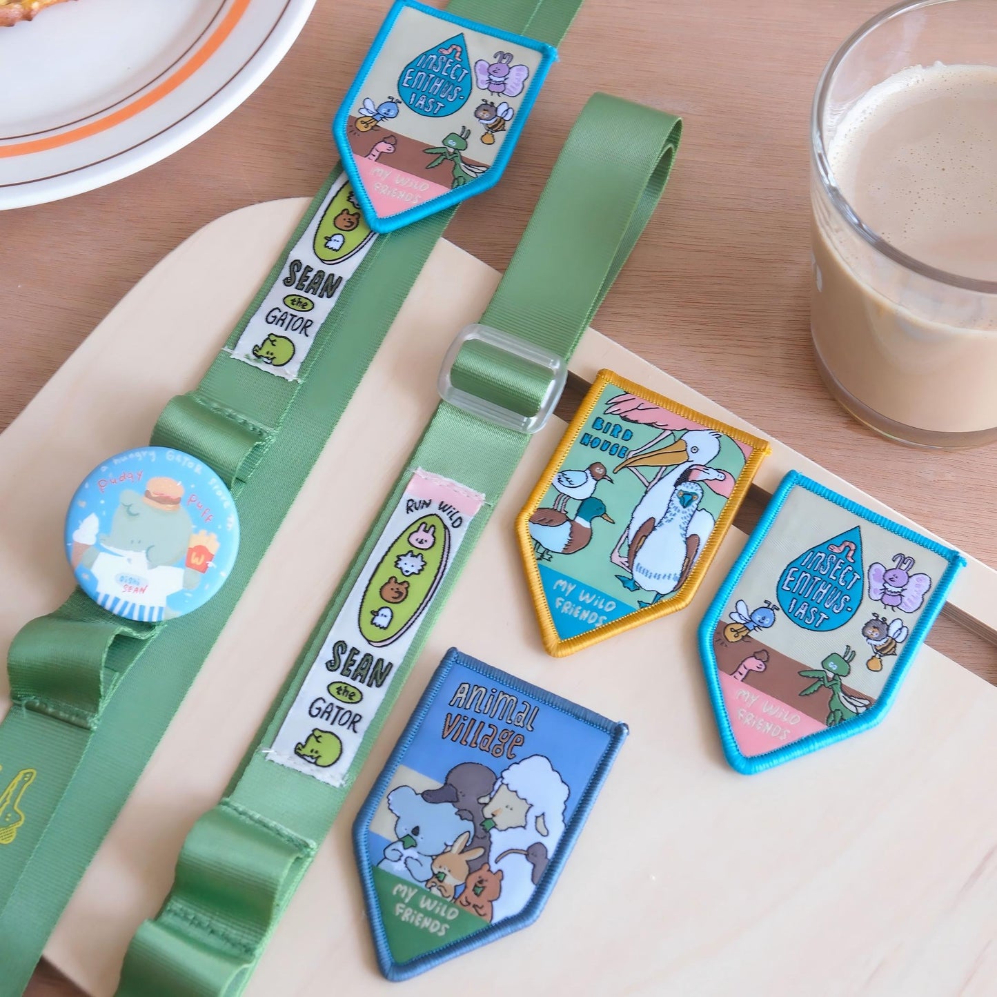 A Gator Life | Bird Insect Embroidery Brooch Badge