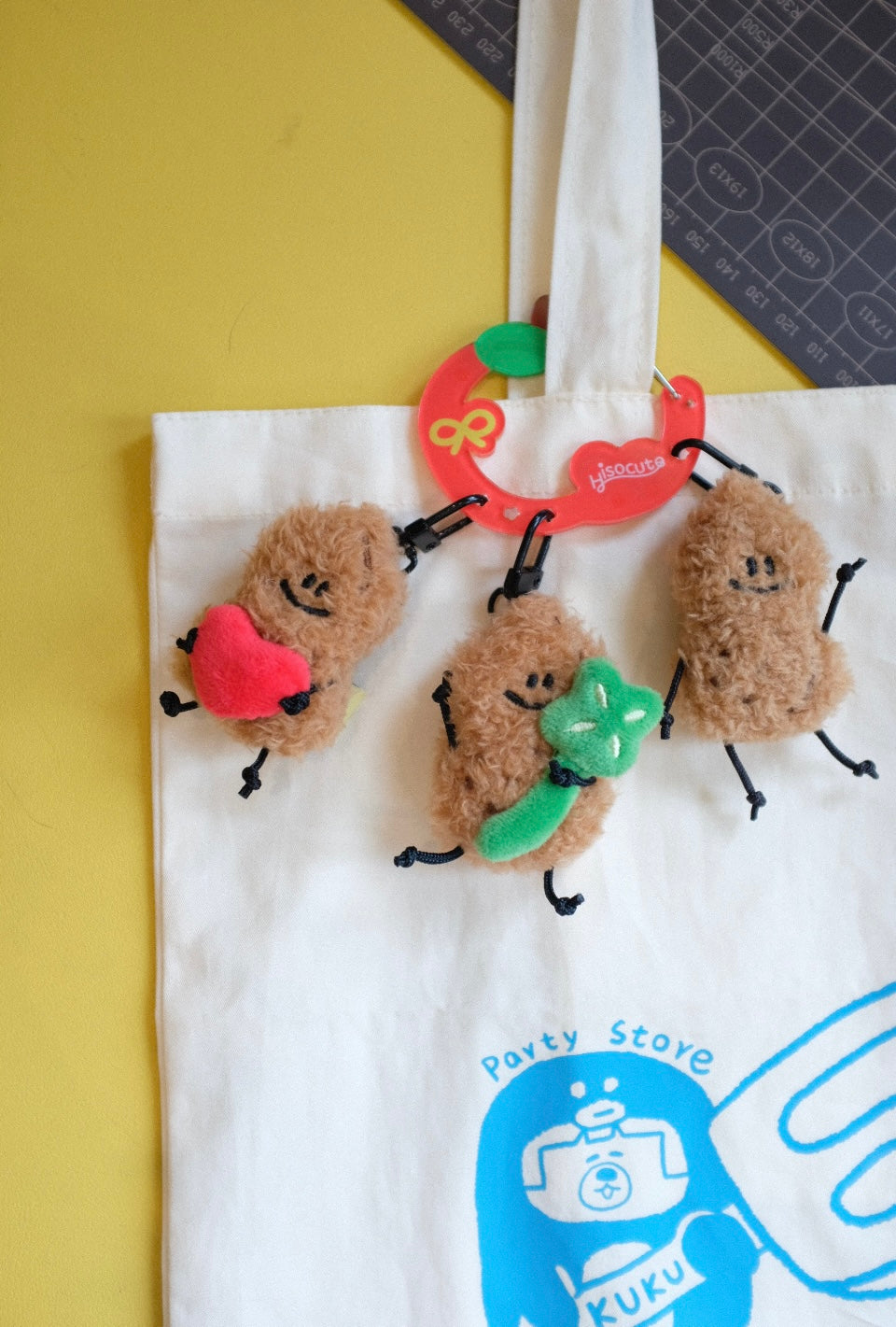 Fickle Plan | Mini Peanut Keychain