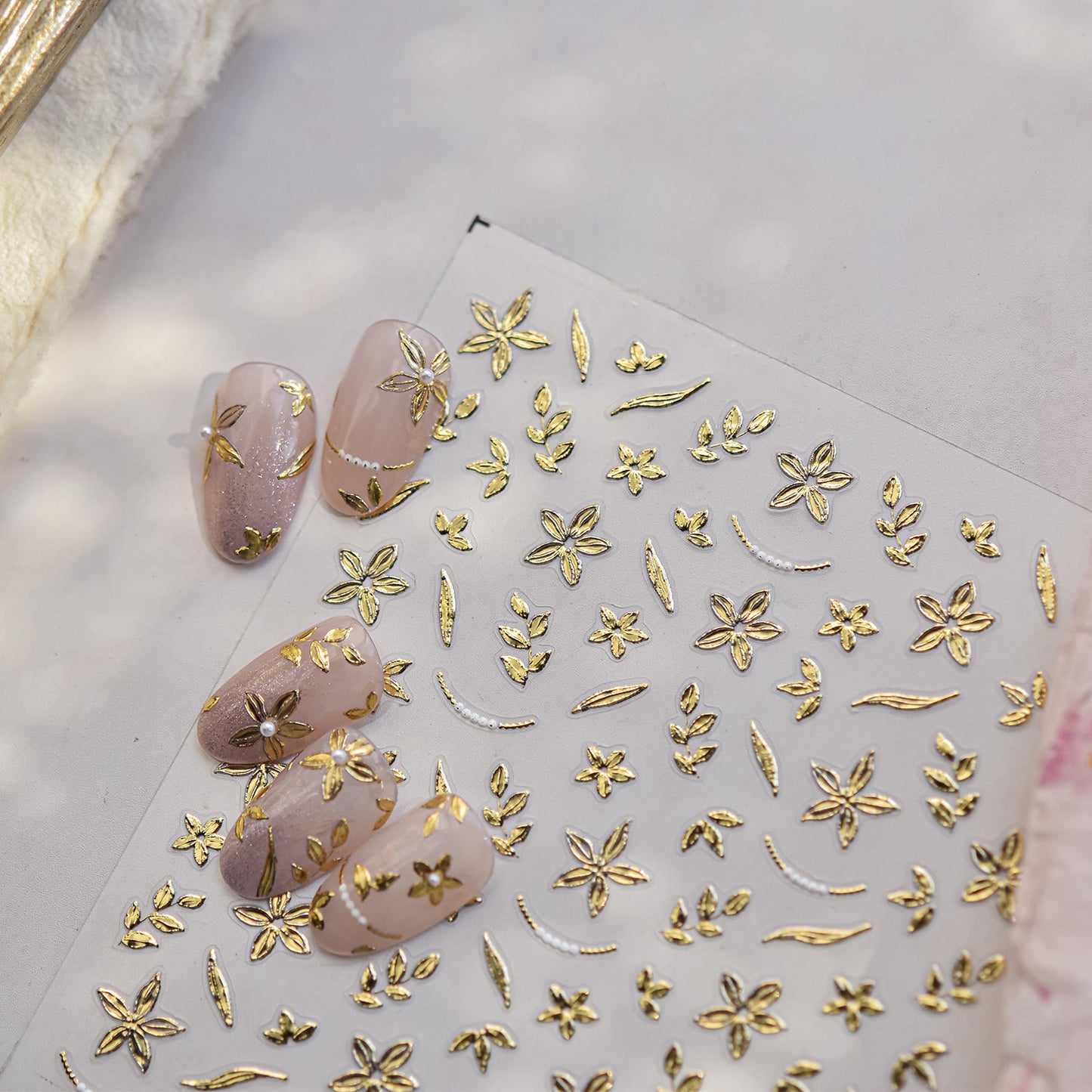 Hello Claws | Gold Blossom Nail Deco Sticker