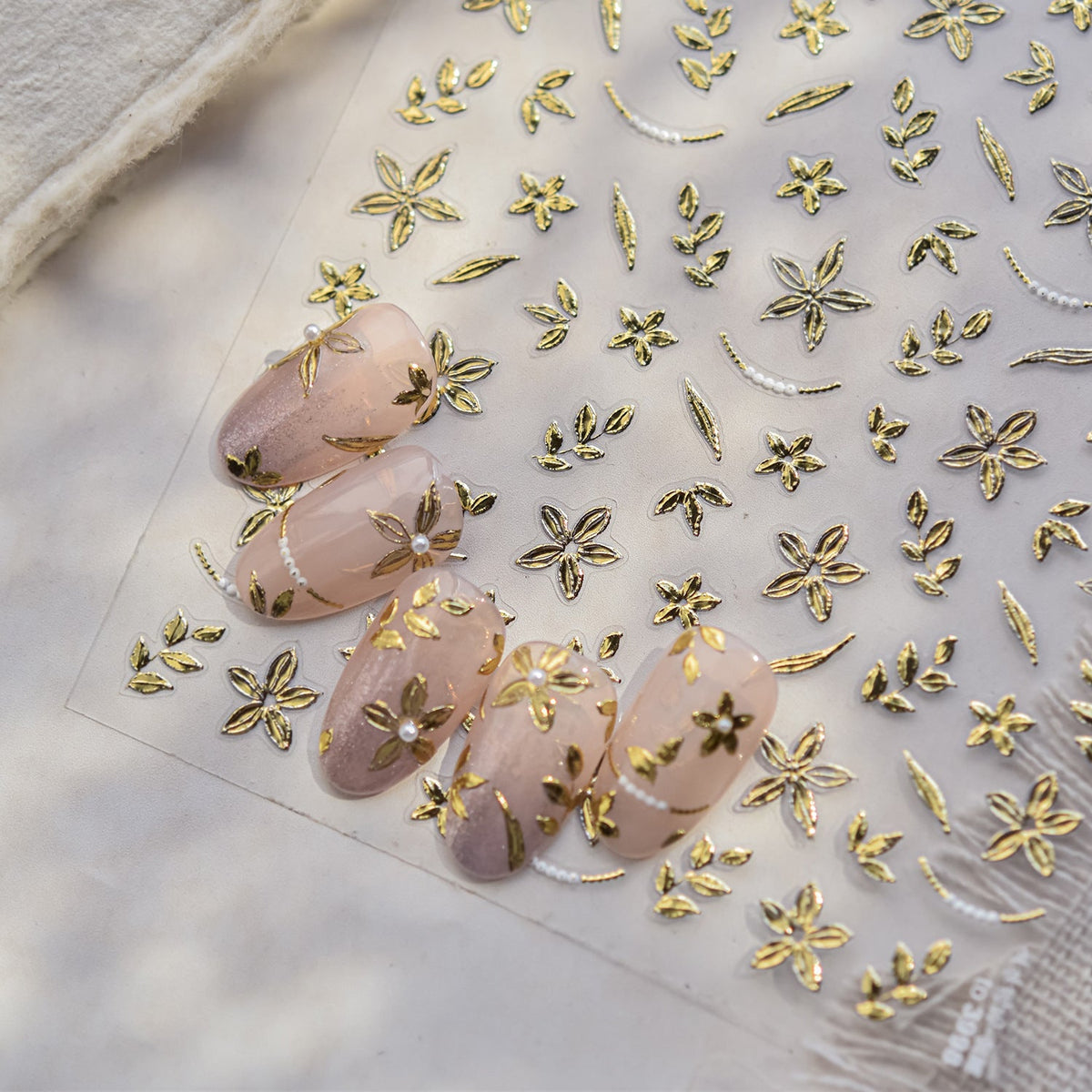 Hello Claws | Gold Blossom Nail Deco Sticker