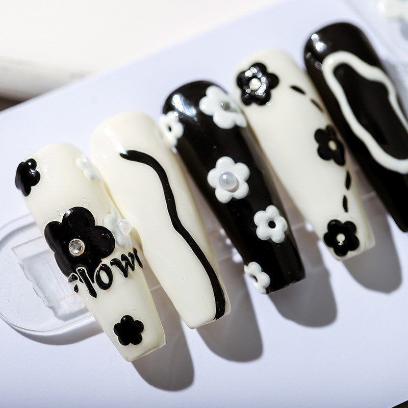 Hello Claws | Black White flower Nail Deco Sticker