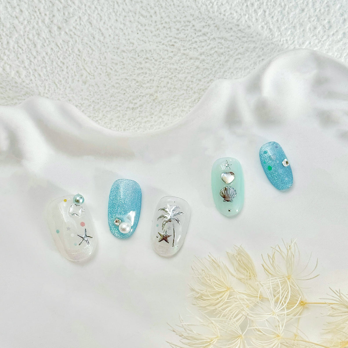 Hello Claws | Creamy Blue Coconut Press-on Nail 
