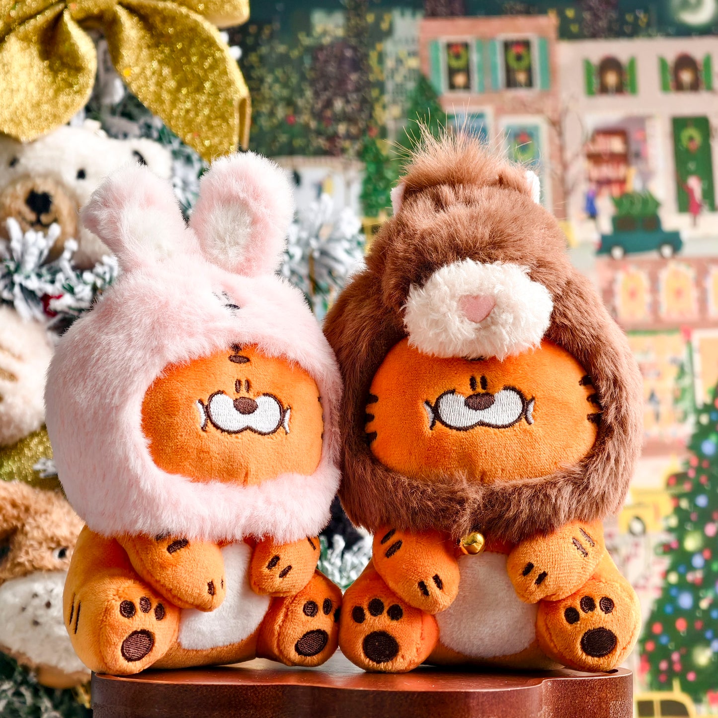 Fickle Plan | HuhuTiger in Bunny Costume Bag Charm