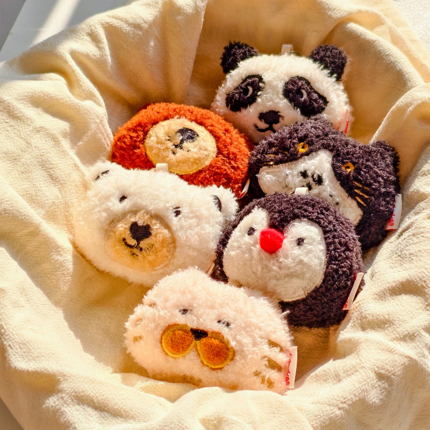 Daily White | George Kitty Plüschanhänger