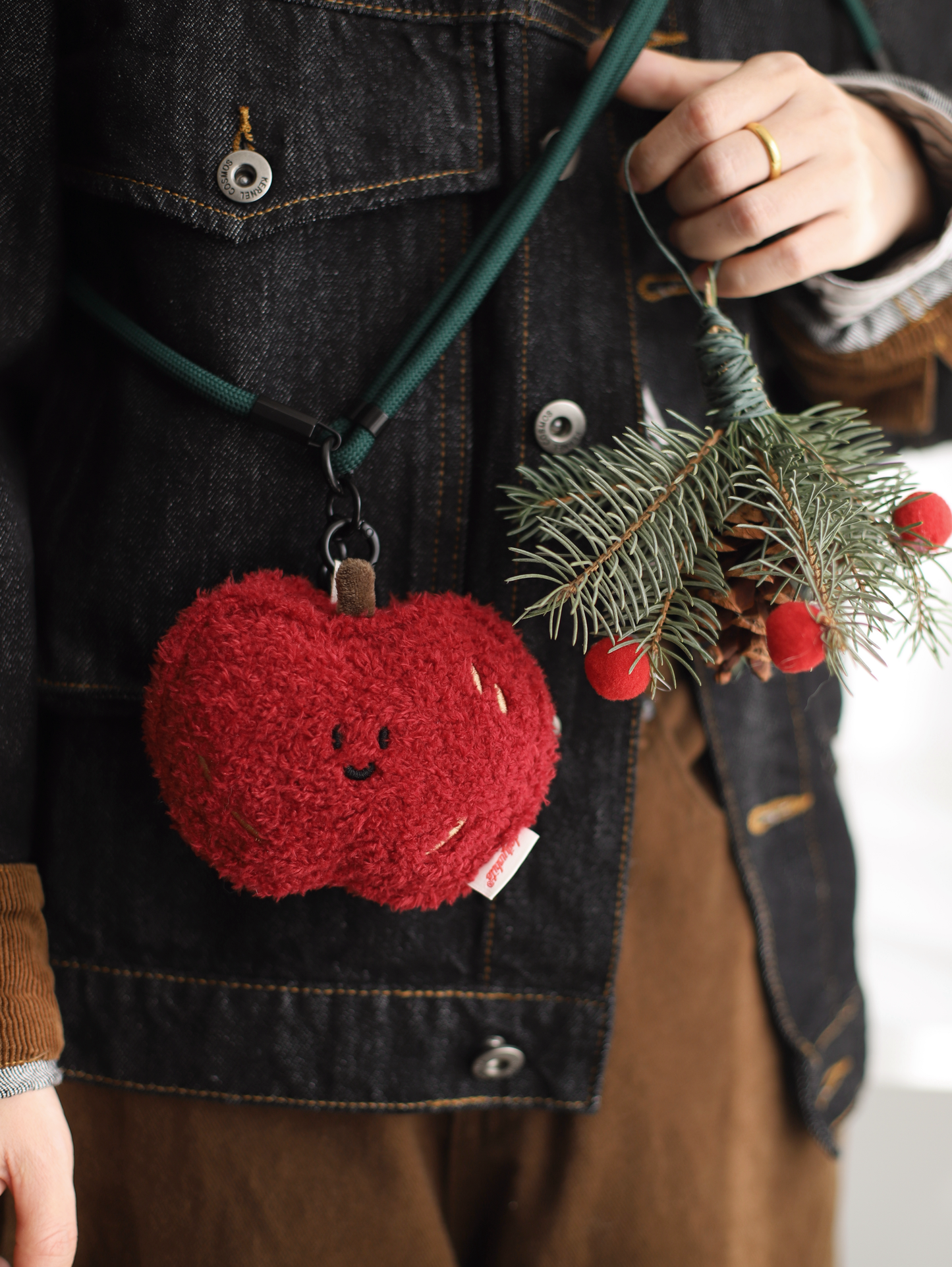 Daily White | Apple Mini Bag