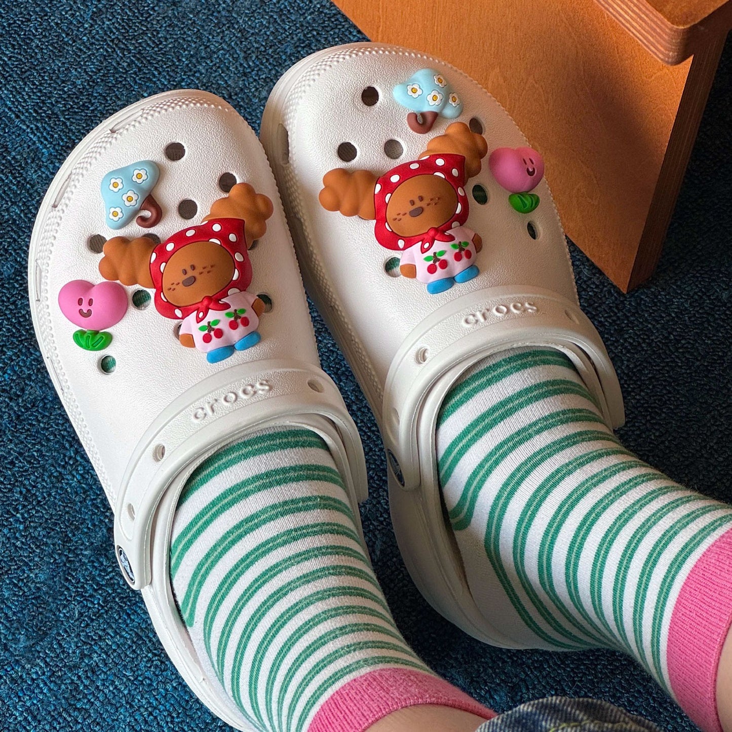 Bluuf Tag | Dog, Mushroom & Tree Pink Shoe Charms