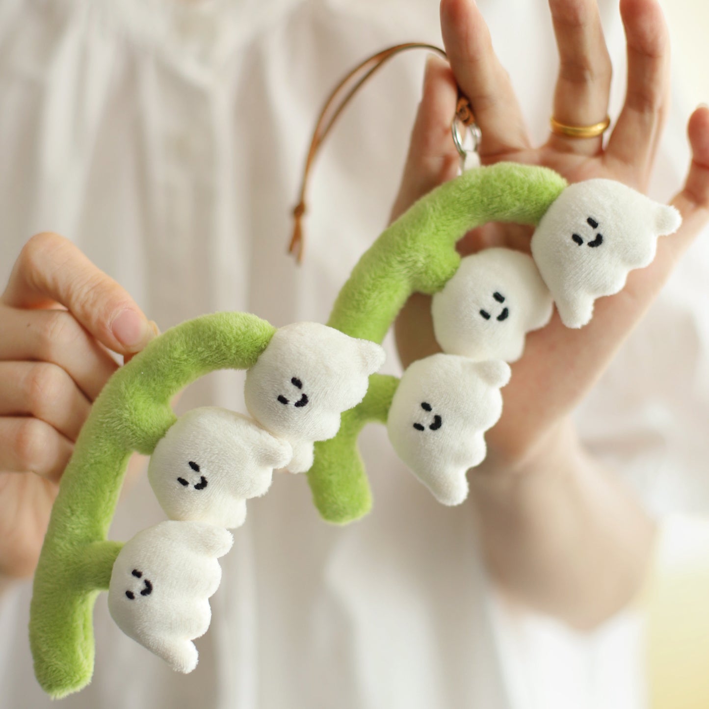 Daily White | Lily of the Valley Plush Charm
