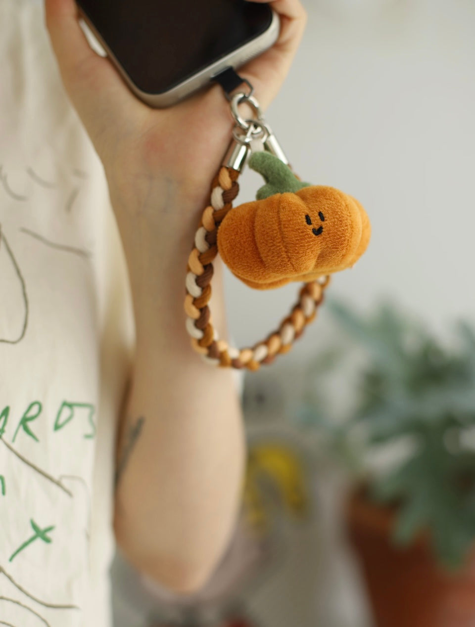 Daily White | Mini Pumpkin Plush Charm 