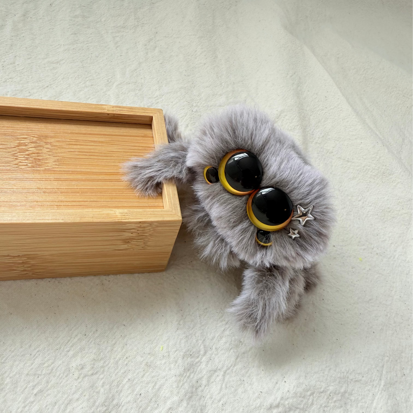 Snowball | Lifgt Grey Spider Plush Toy 