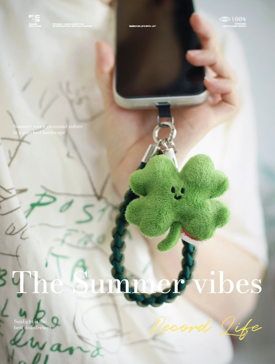 Daily White | Mini Lucky Clover Plush Charm 