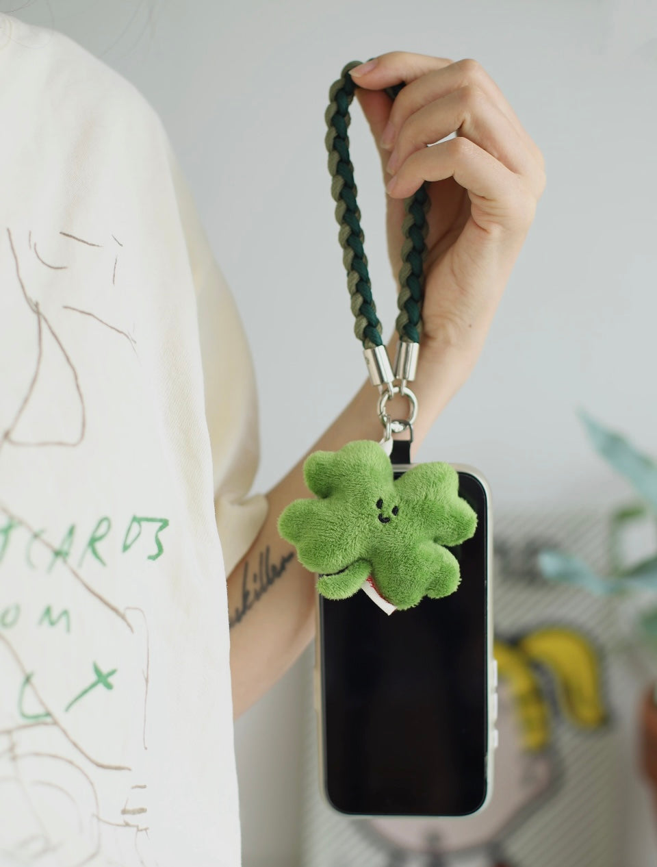 Daily White | Mini Lucky Clover Plush Charm 