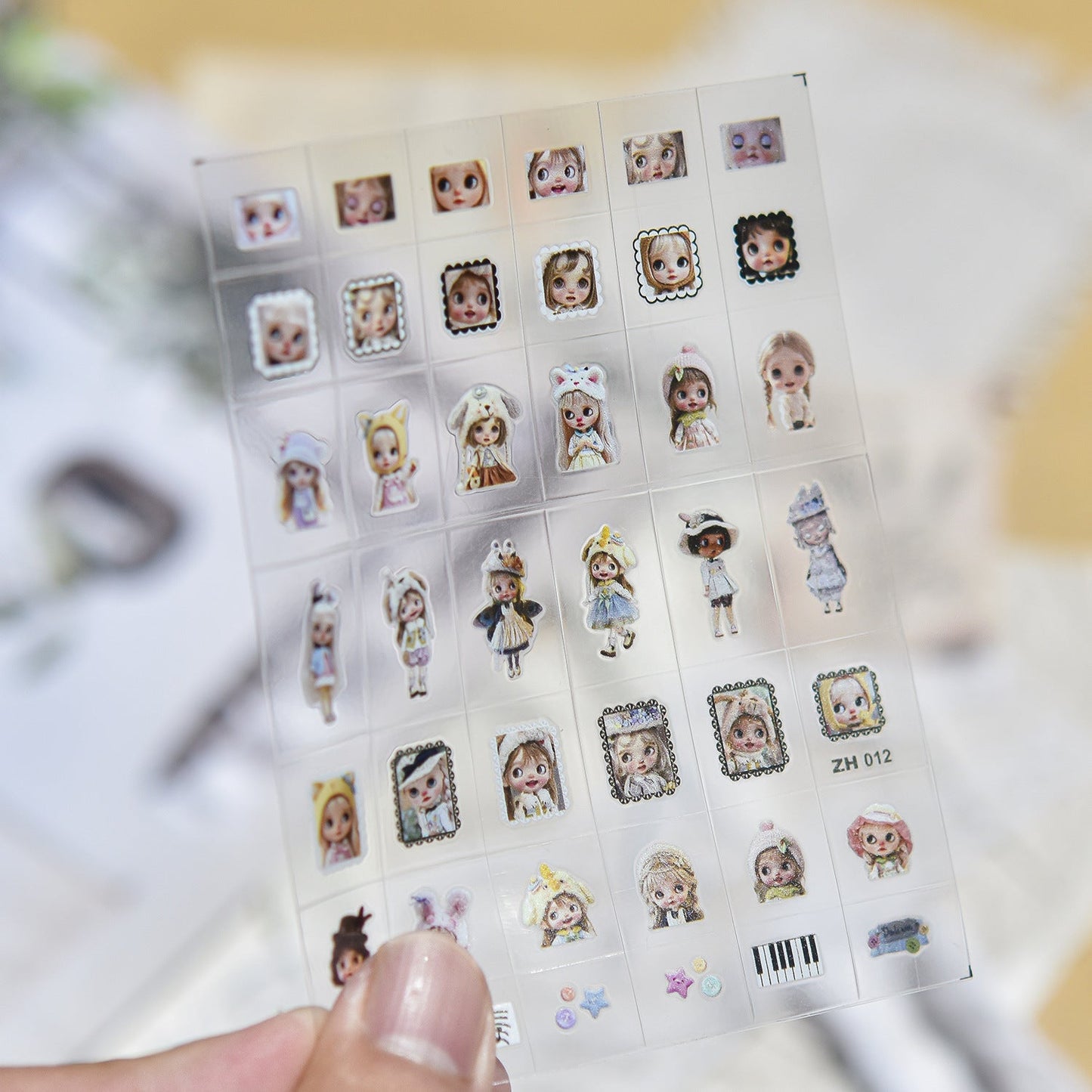 Hello Claws | Blythe Cartoon Transfer-style Nail Deco Sticker 