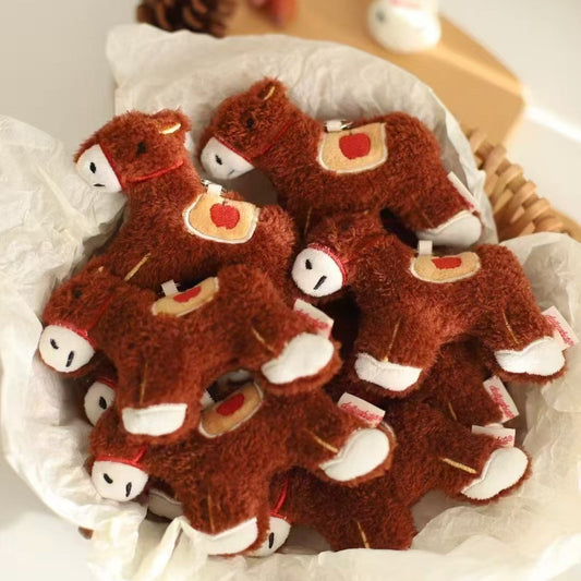 Daily White | Pony Plush Charm