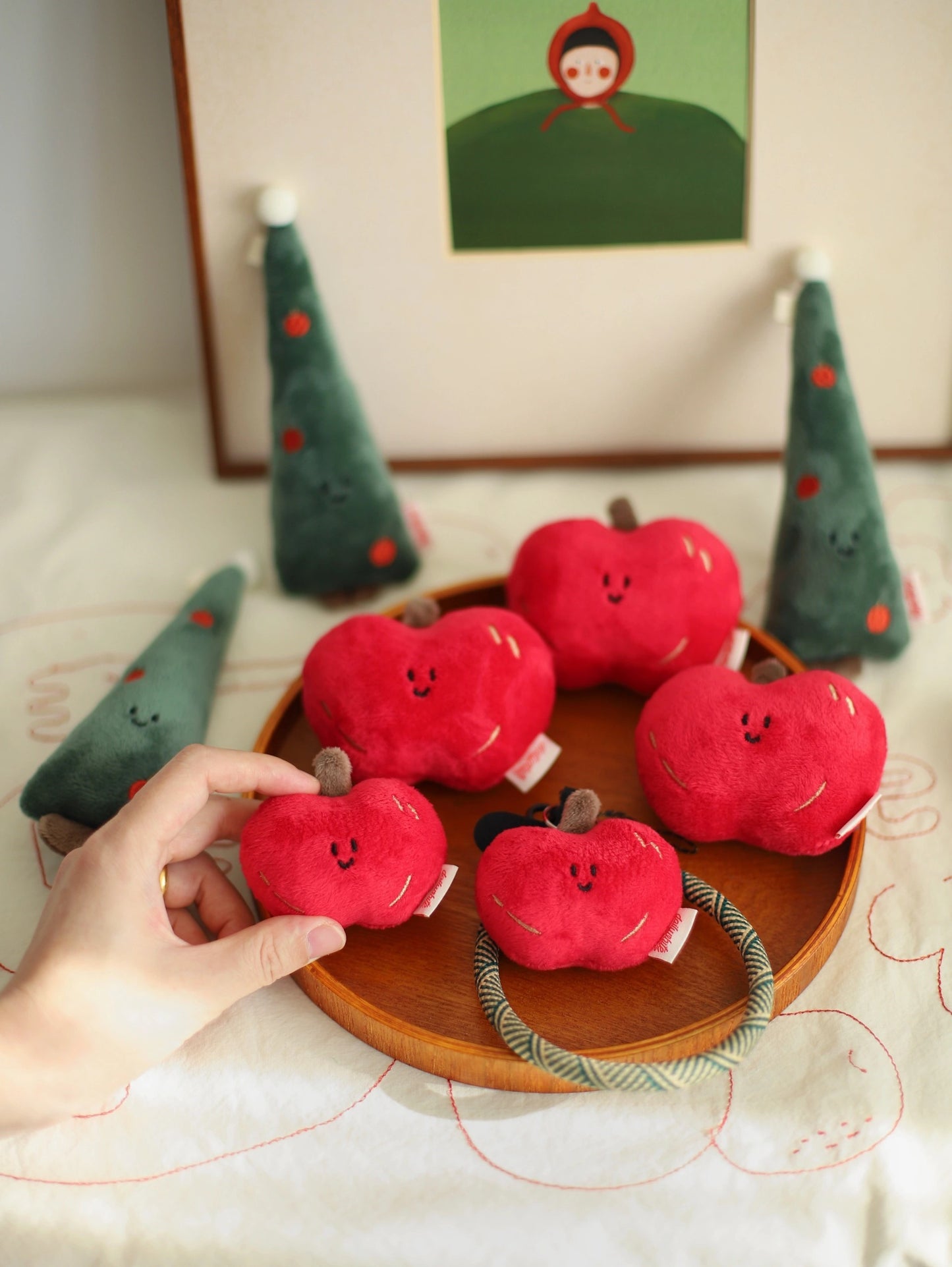 Daily White | Heart Apple Plush Charm