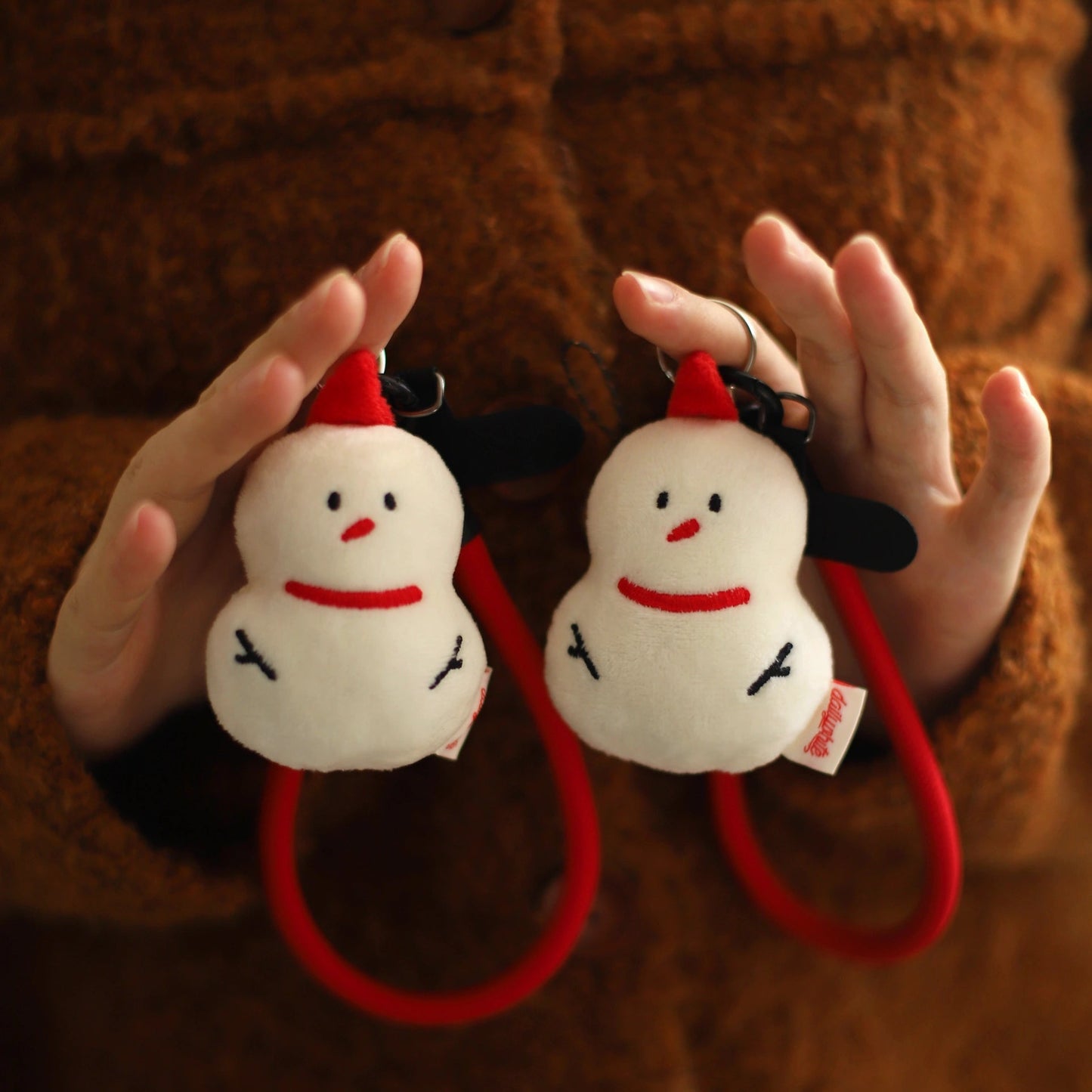 Daily White | Mini Snowman Plush Charm