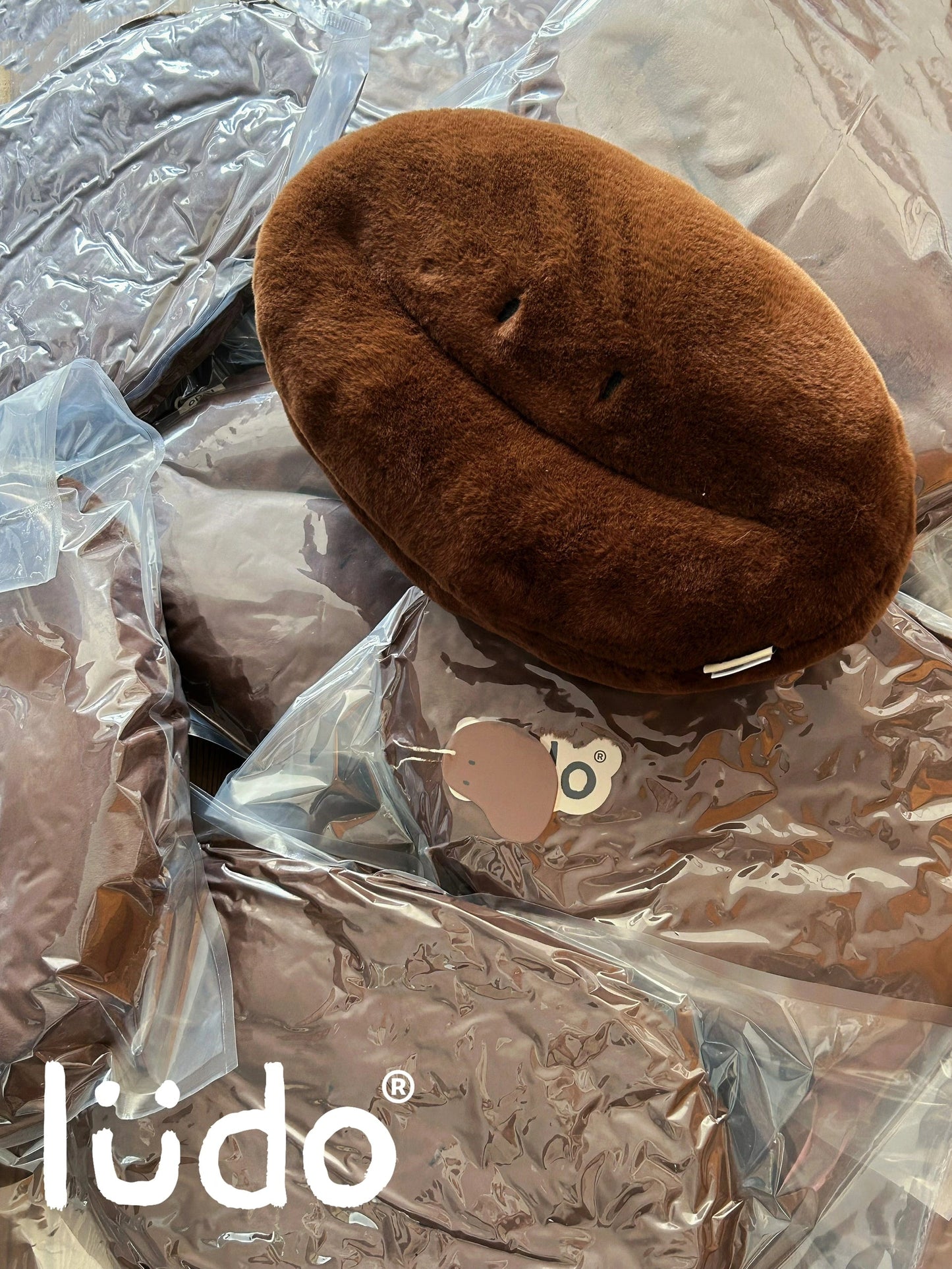 lüdo | Coffee Bean Plush Toy 