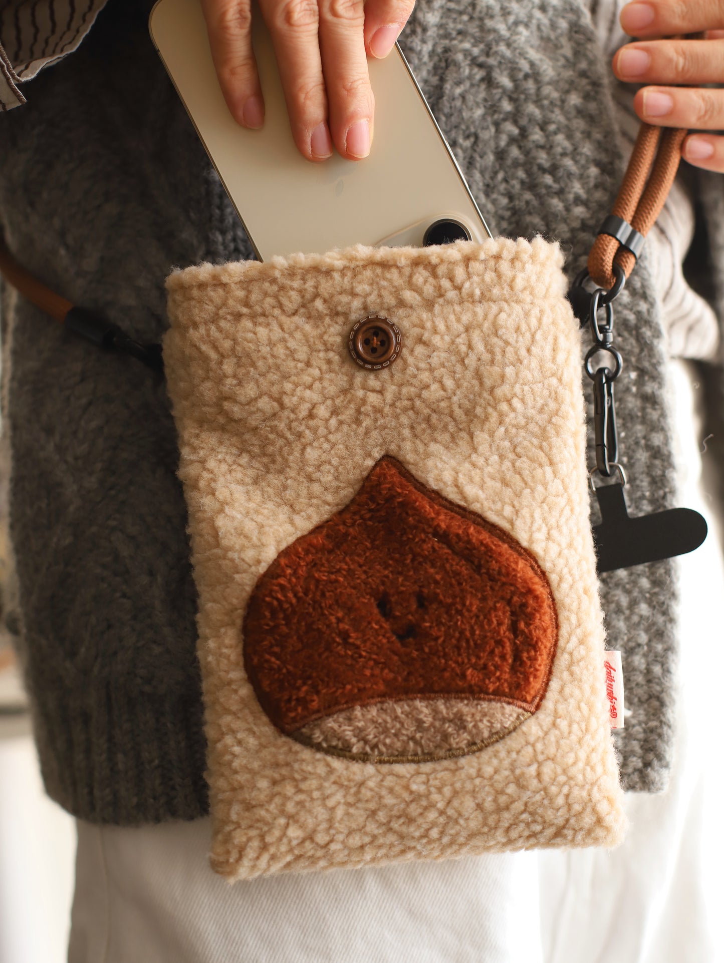 Daily White | Chestnut Cross Body Bag