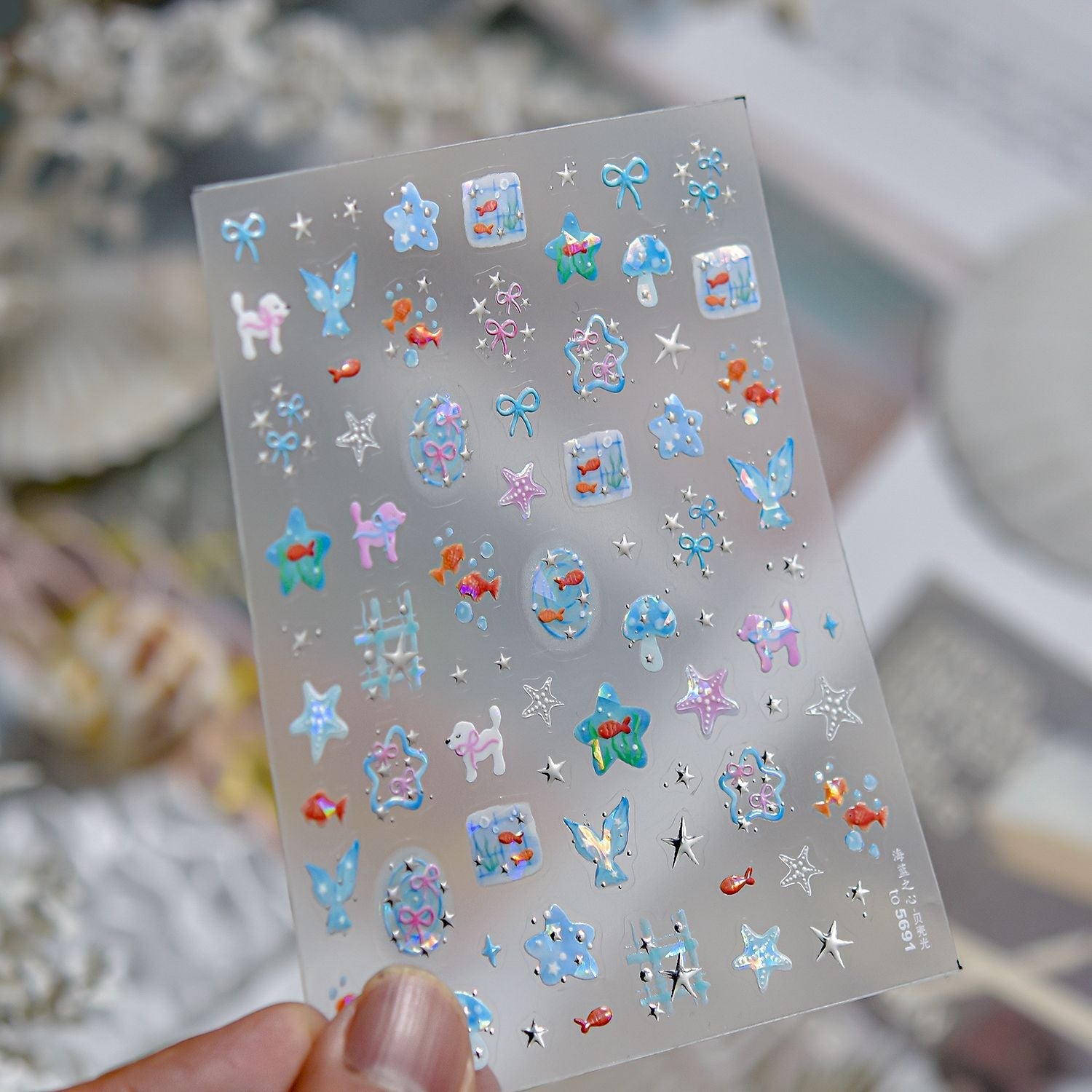 Hello Claws | Watercolour Ocean Fish Silver Nail Deco Sticker 