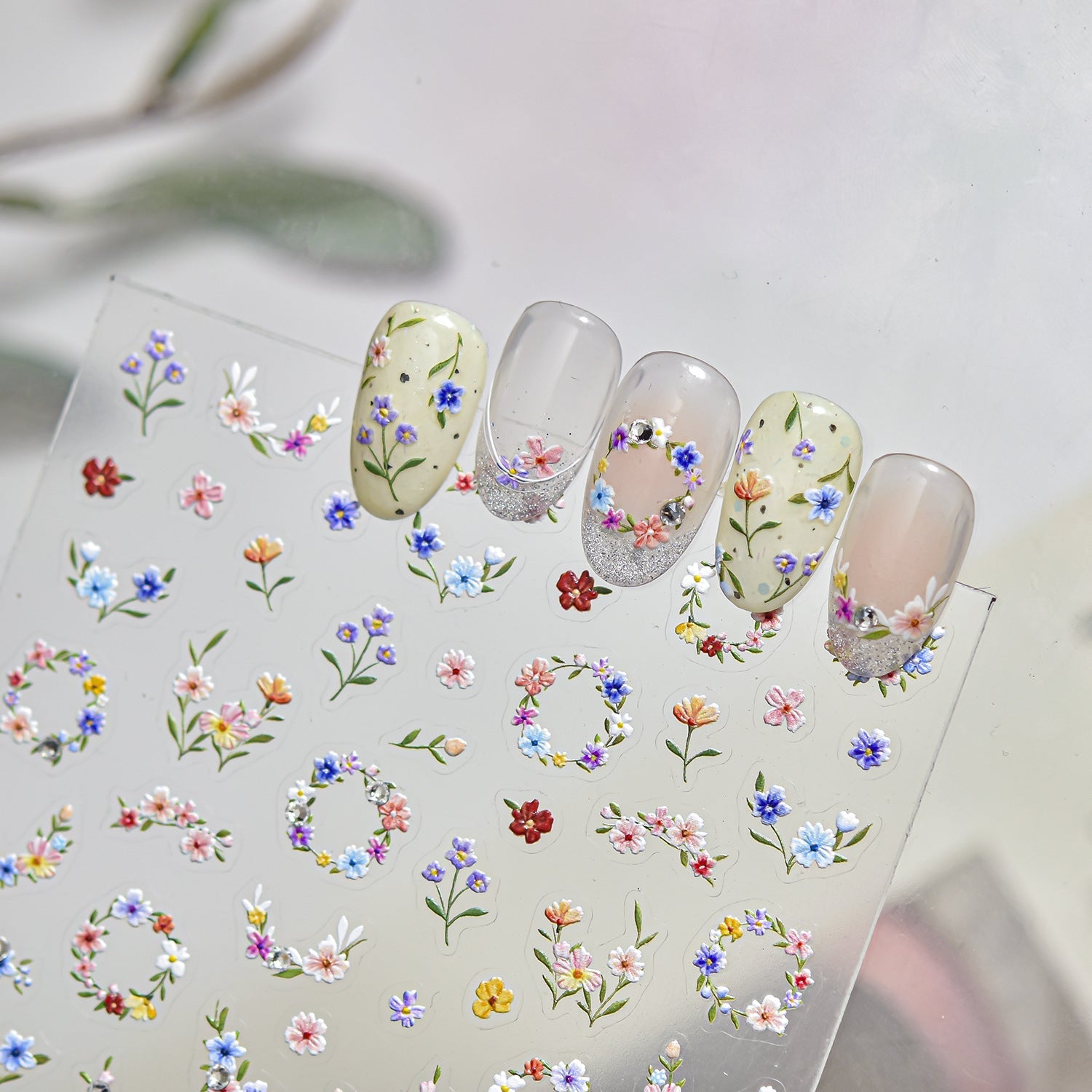 Hello Claws | Mini Flower Nail Deco Sticker 