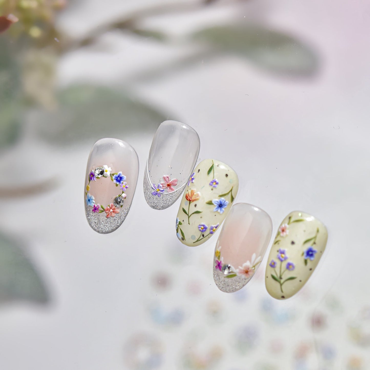 Hello Claws | Mini Flower Nail Deco Sticker 